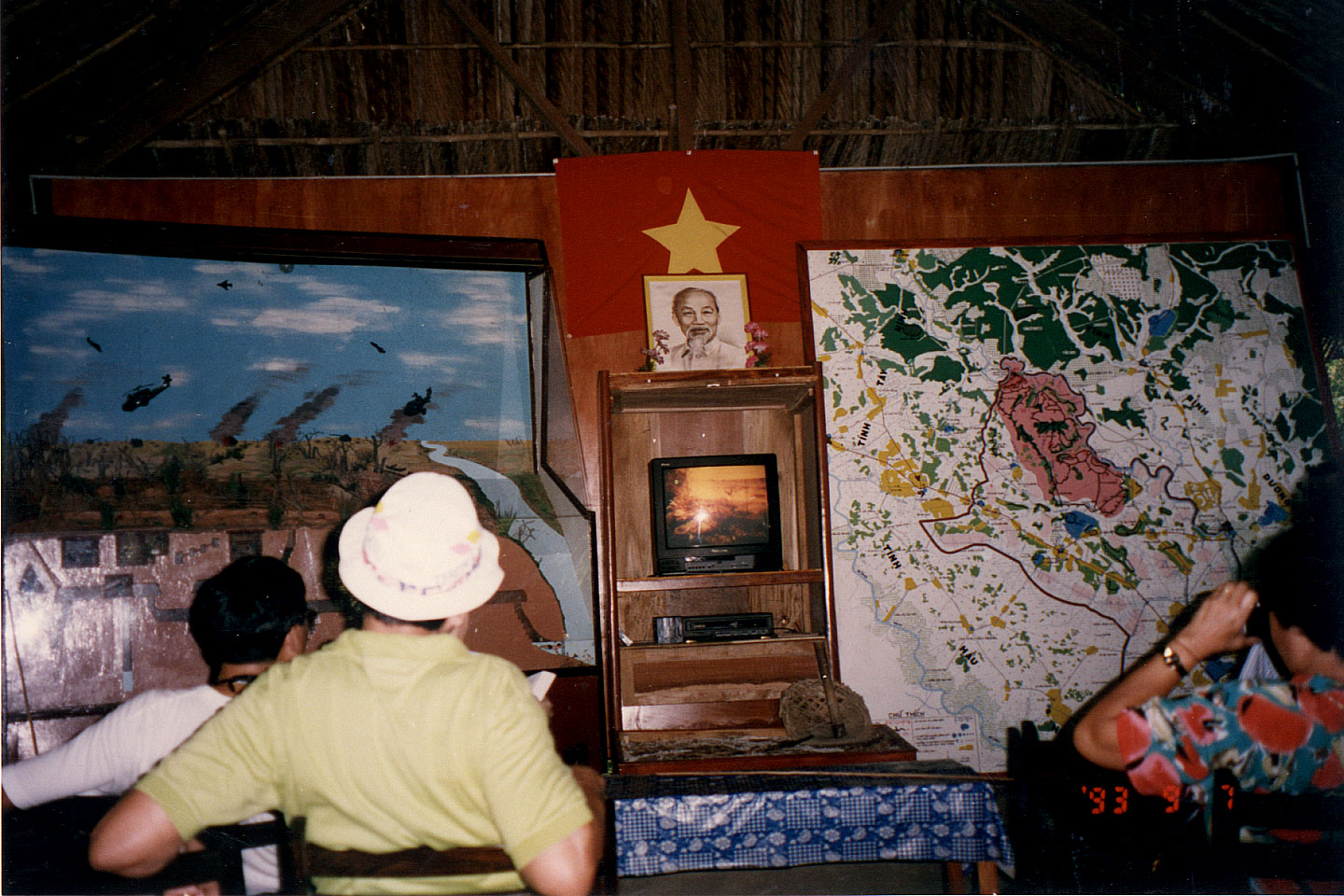 015.jpg, Cu Chi Tunnels
near Saigon