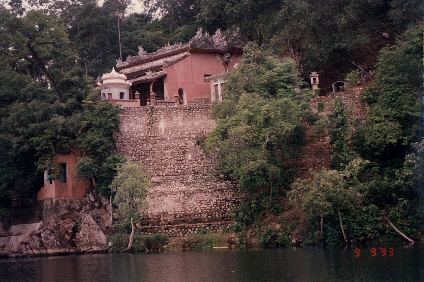 089.jpg, Perfume River Trip
Hue