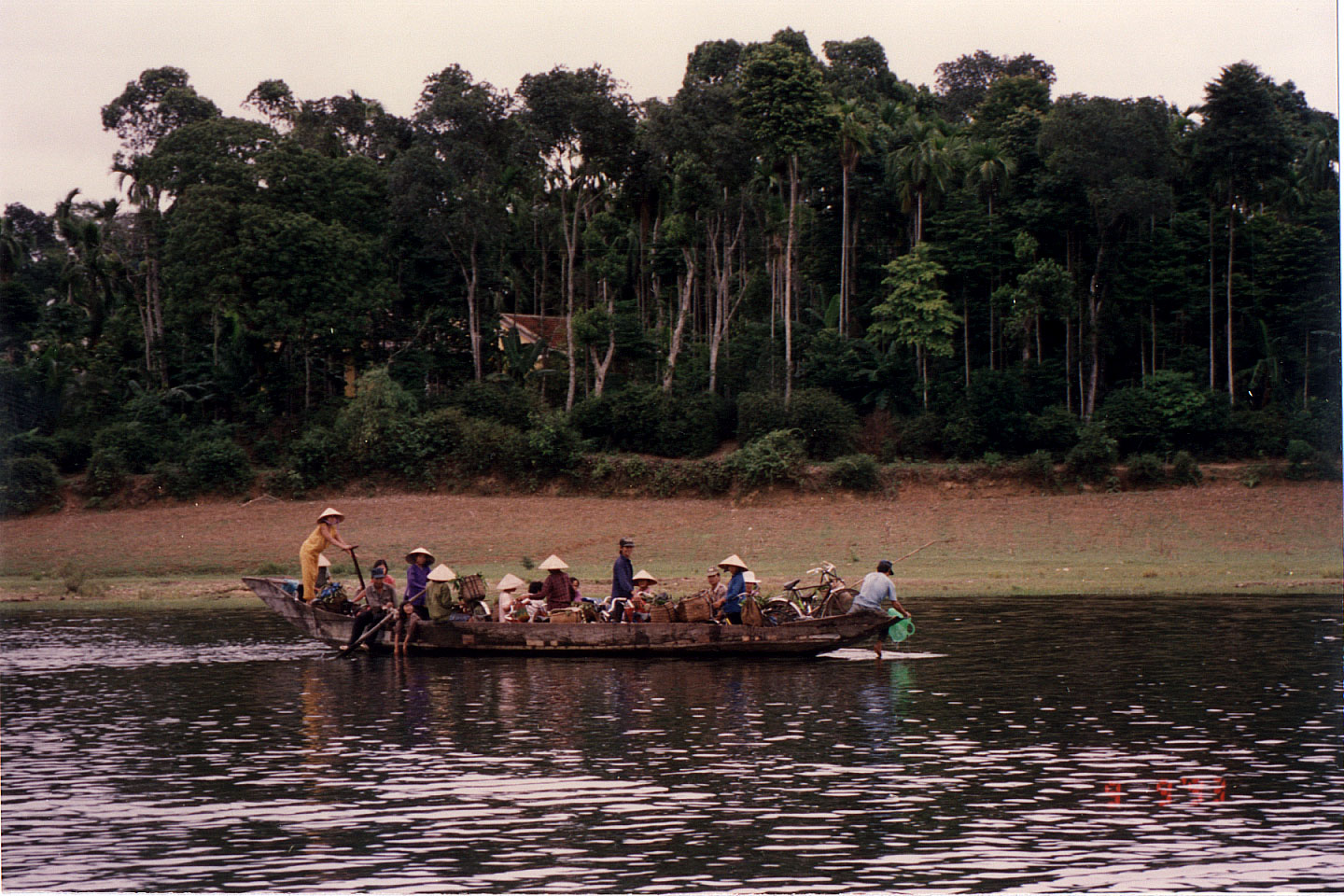 092.jpg, Perfume River Trip
Hue