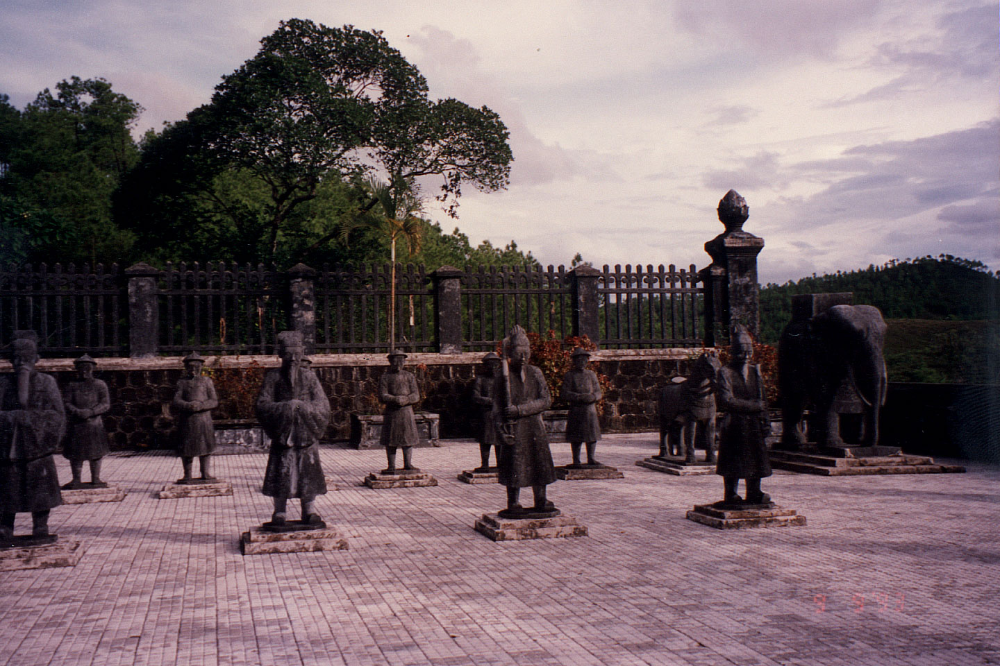 121.jpg, Khai Dinh's tomb